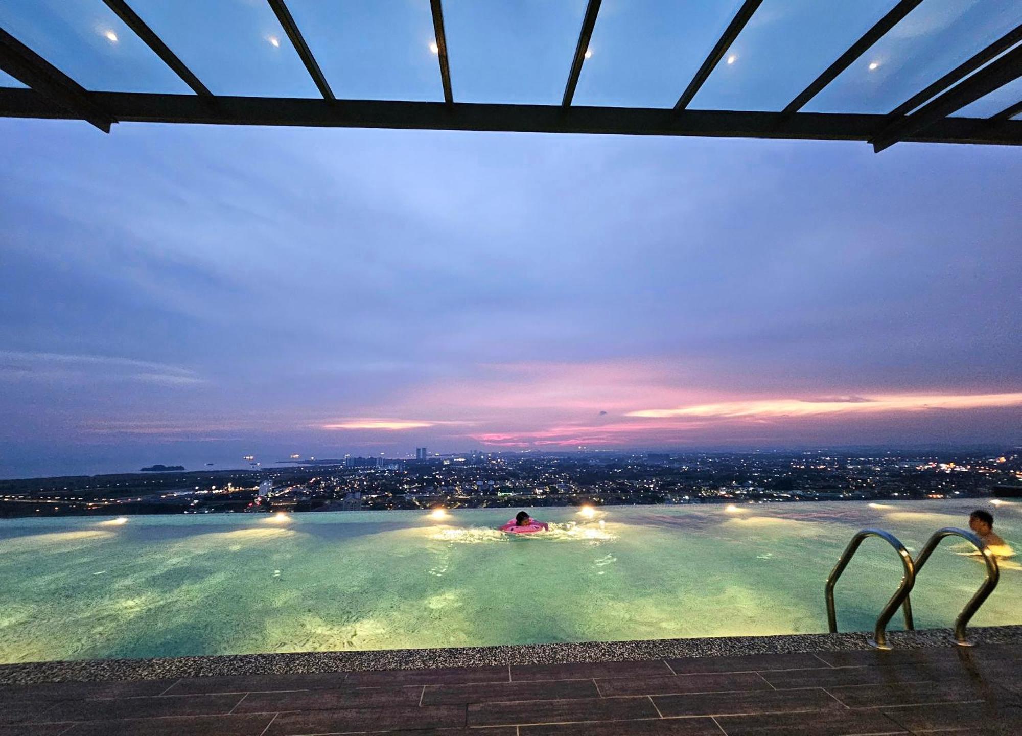 Quartz Residence - Melaka Zewnętrze zdjęcie