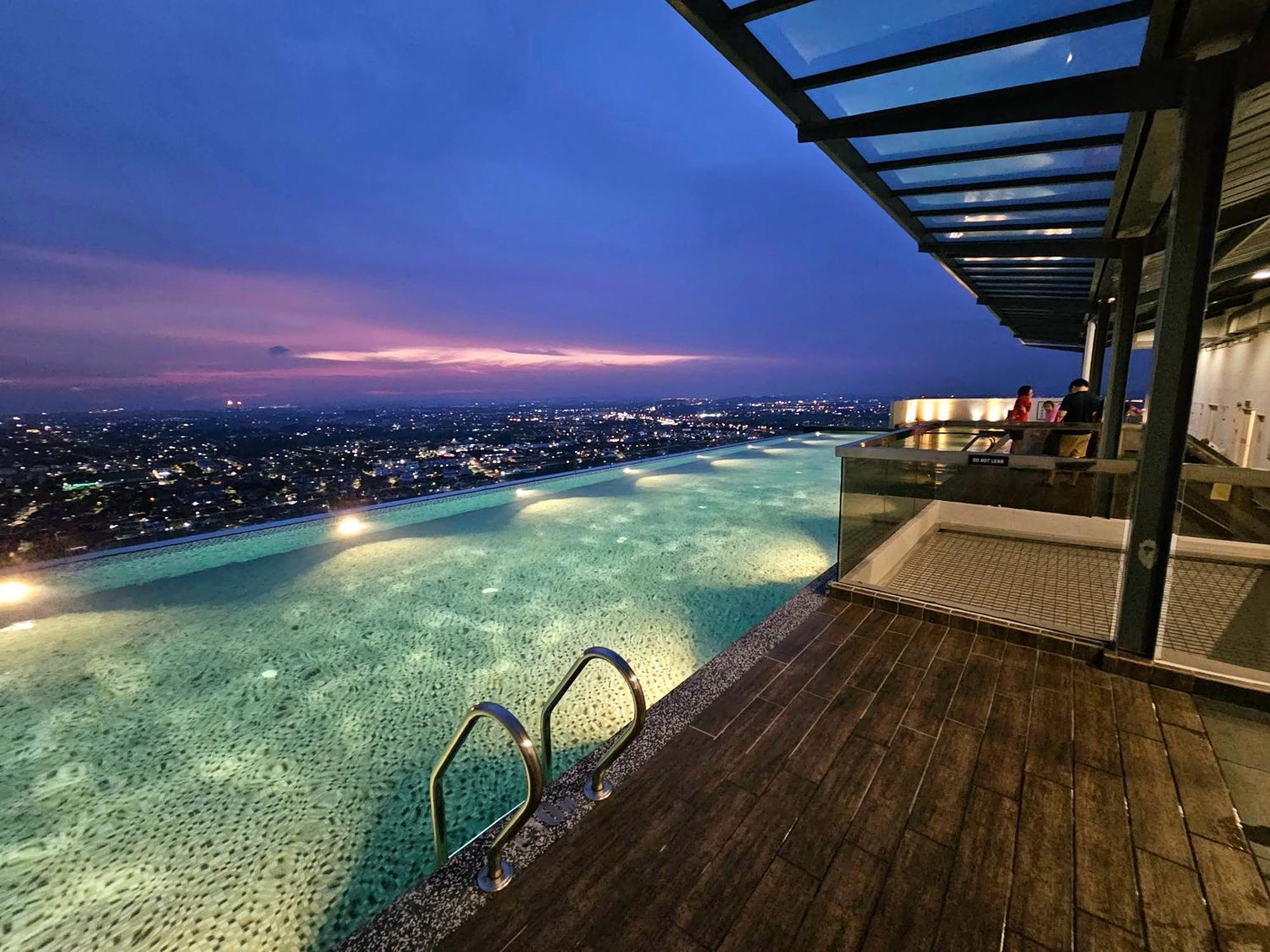 Quartz Residence - Melaka Zewnętrze zdjęcie