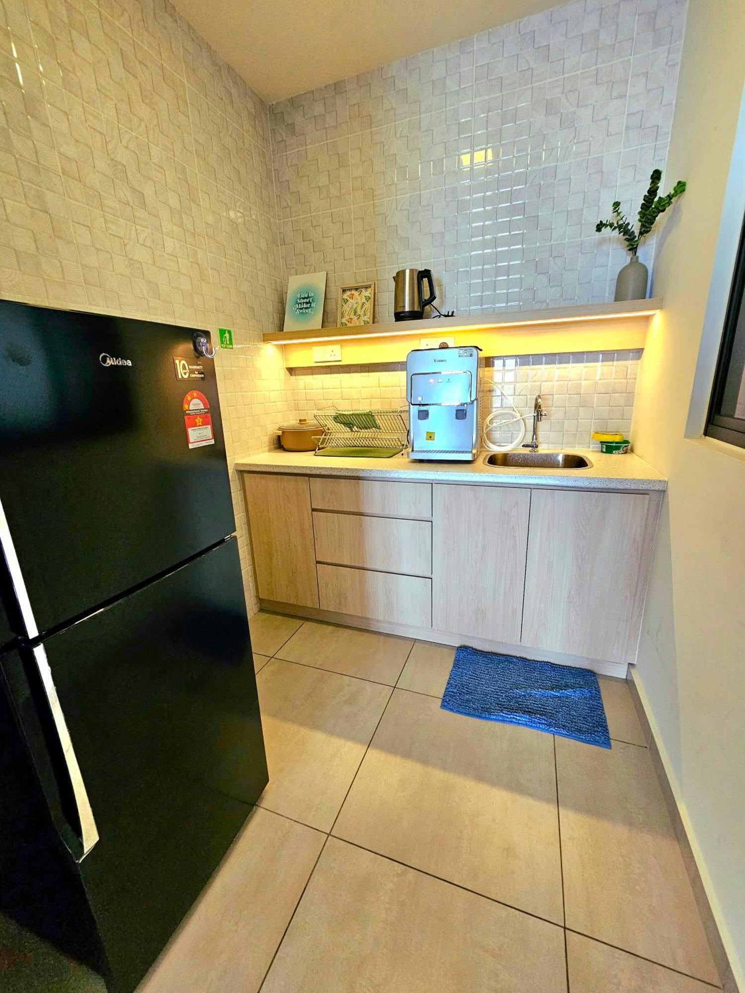 Quartz Residence - Melaka Zewnętrze zdjęcie